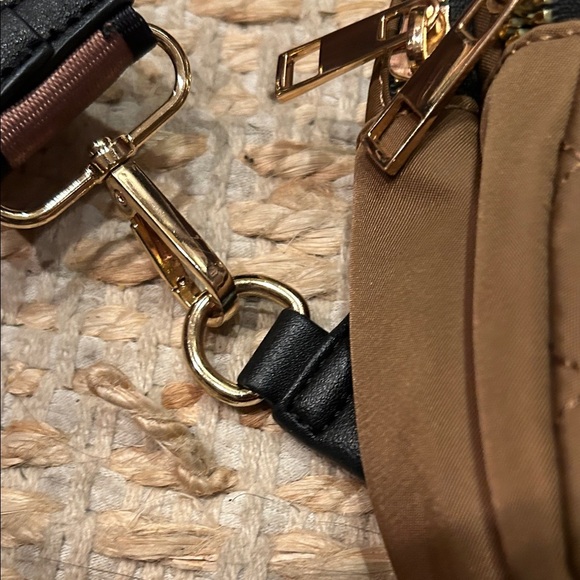 Elegant Brown Quilted Belt Bag - Picture 5 of 10